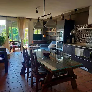 Una Parada A L'anoia En Apartamento Compartido Habitación en casa particular Capellades